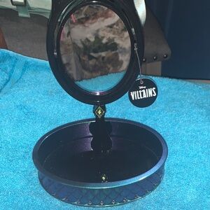 Disney Villains Black and Purple Accessory Tray